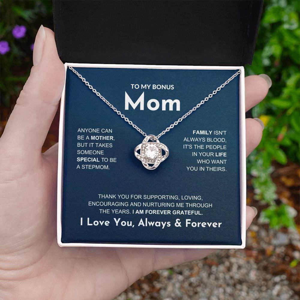 Bonus Mom "Forever Grateful" Knot Necklace