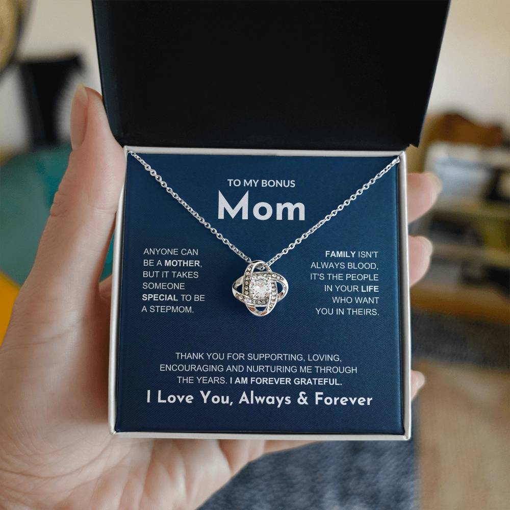 Bonus Mom "Forever Grateful" Knot Necklace