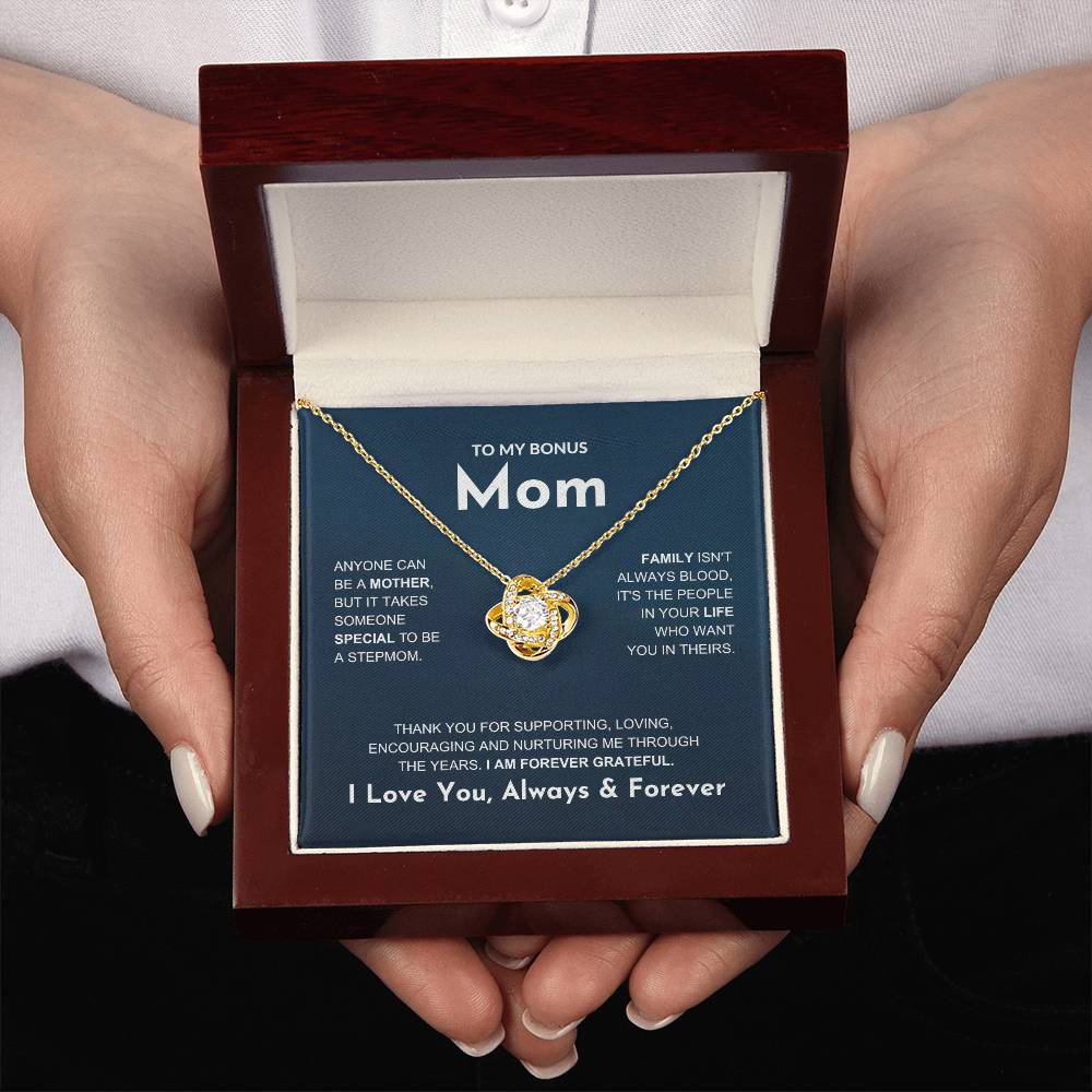 Bonus Mom "Forever Grateful" Knot Necklace